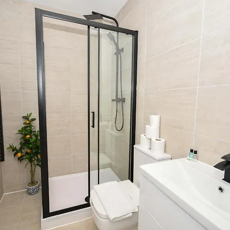 Apartment Modern & Bright 1bed In - Sleeps 3